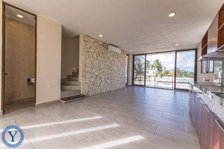 TH.Zyan.Watermark.15