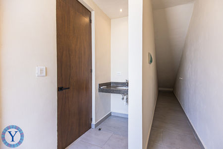 TH.Zyan.Watermark.22