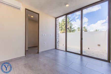 TH.Zyan.Watermark.24