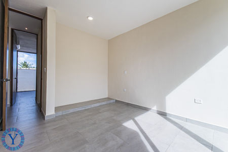 TH.Zyan.Watermark.29