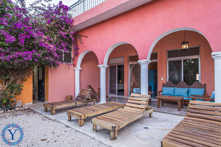 Casa.Mariposa.Watermark24