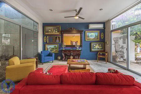 Casa.Mariposa.Watermark3