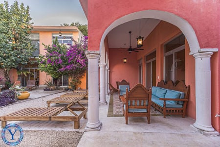 Casa.Mariposa.Watermark41