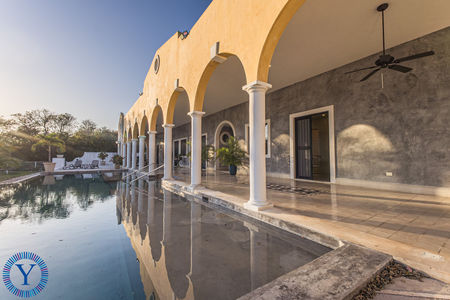 QuintaPortico.Watermark52