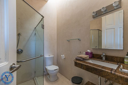 QuintaPortico.Watermark72