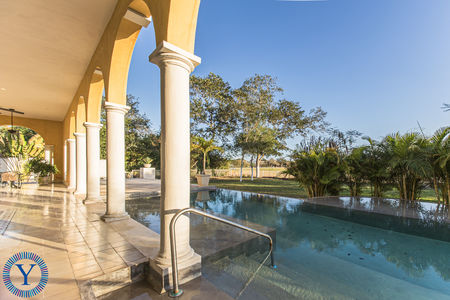 QuintaPortico.Watermark79