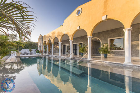 QuintaPortico.Watermark91