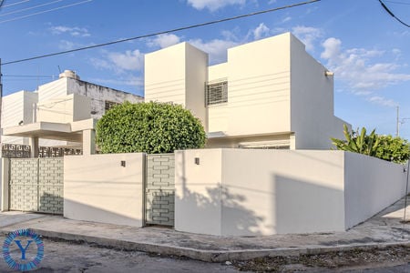 CasaWaspaWatermark.3