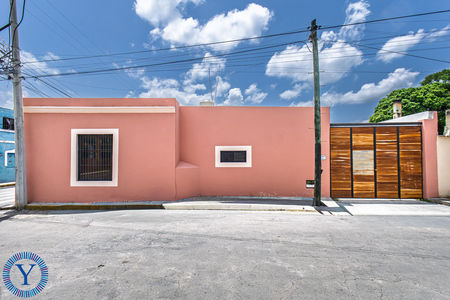 Casa.Axolotl.Watermark.2