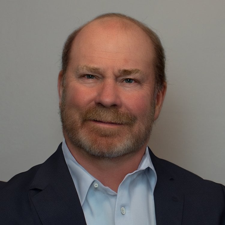 MartyDavis_152392217_headshot_uncropped_1