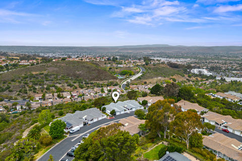 036_hivemedia_4265_spoonbill_way-33_476