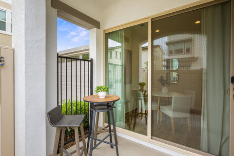 016_hivemedia_444_clubhouse_drive-9_118