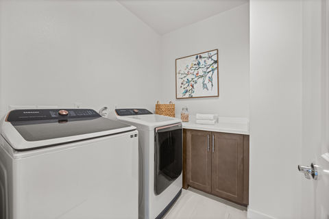 029_hivemedia_444_clubhouse_drive-14_86