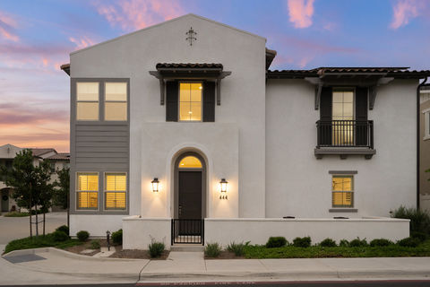 033_hivemedia_444_clubhouse_drive_twilight-1_761