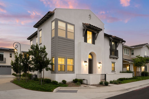 035_hivemedia_444_clubhouse_drive_twilight-2_210