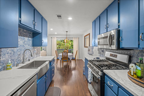 015_hivemedia_4232_fiesta_way-25_431