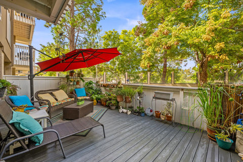 026_hivemedia_4232_fiesta_way-9_36