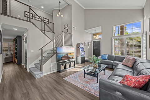 005_hivemedia_7083_zubaron_lane-3_531