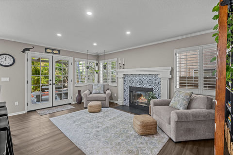 007_hivemedia_7083_zubaron_lane-5_732