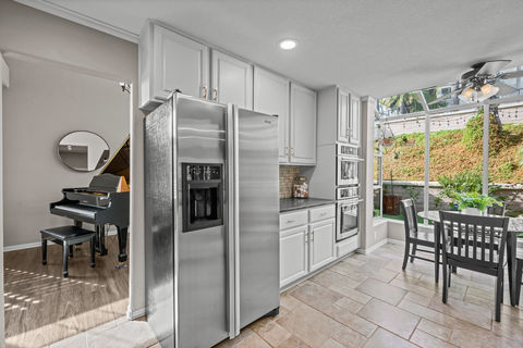 012_hivemedia_7083_zubaron_lane-10_858