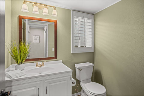 014_hivemedia_7083_zubaron_lane-12_565