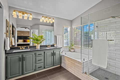 031_hivemedia_7083_zubaron_lane-28_1