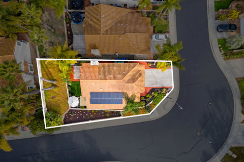 037_hivemedia_7083_zubaron_lane-48_891