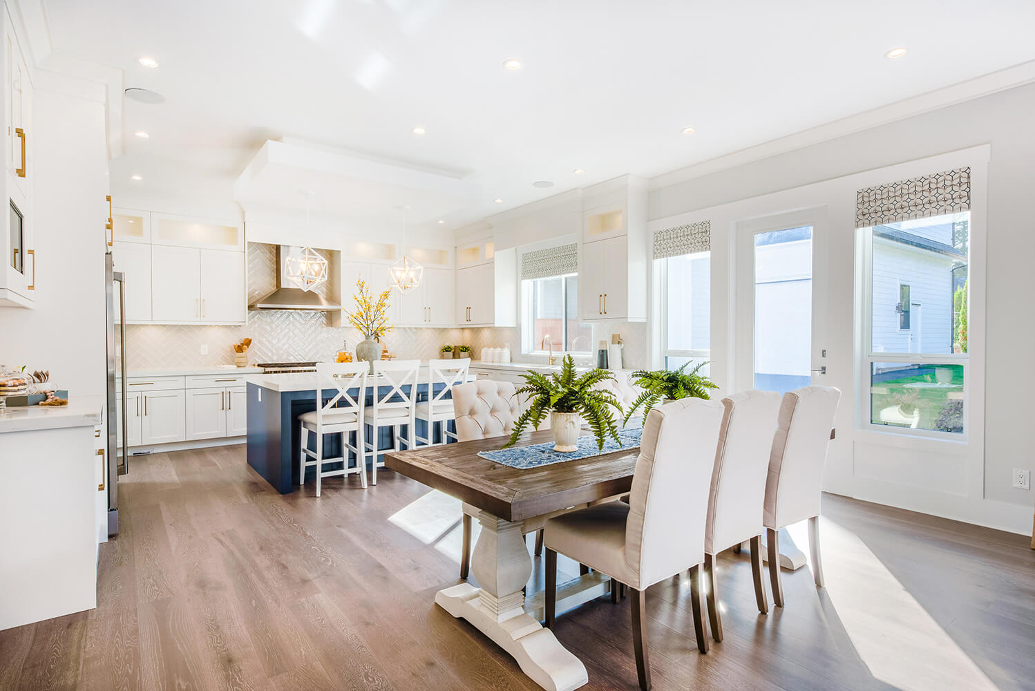 Modern-Farmhouse-with-white-and-blue-details
