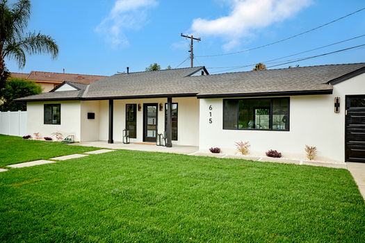 29-615-s-hazelwood-st-anaheim-listing-38