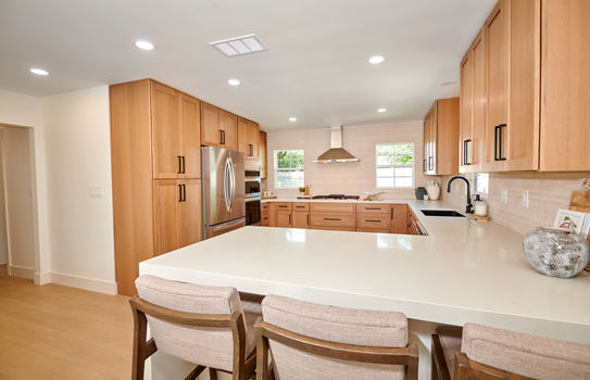 8-615-s-hazelwood-st-anaheim-listing-20