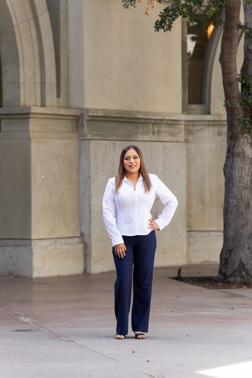 Beatriz Full Body