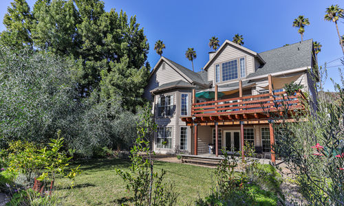 Should You Opt for Buy-and-Hold Real Estate or Property Flipping?
