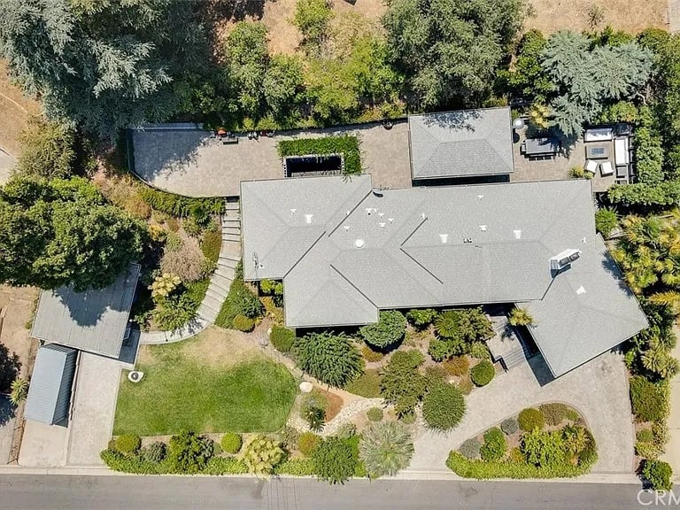 4cfdd8ef7930f43e343cc5c01117affe-cc_ft_768