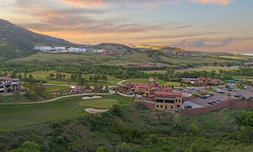 Privacy & Convenience in Cherry Creek (Denver neighborhood) &hellip;