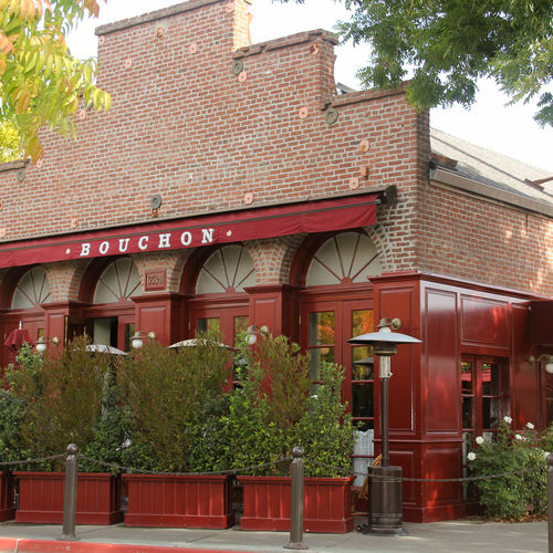 Why It's Important To Work With A Realtor