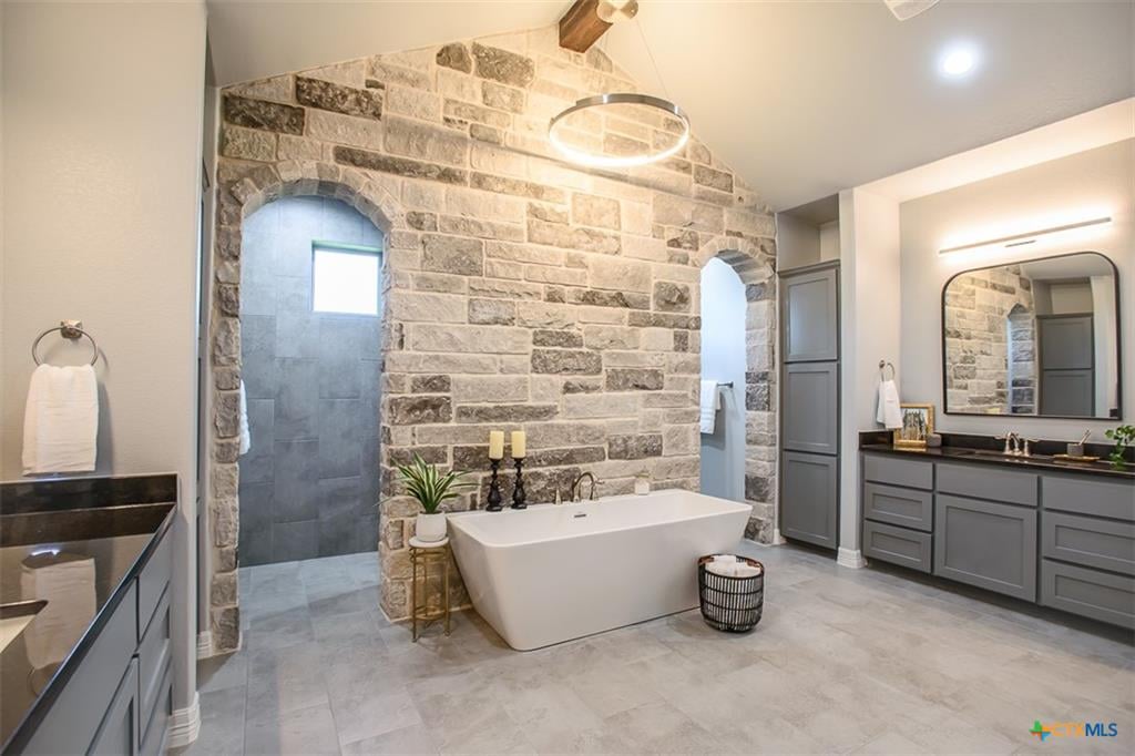 Modern bathroom design in Hartrick Ranch home