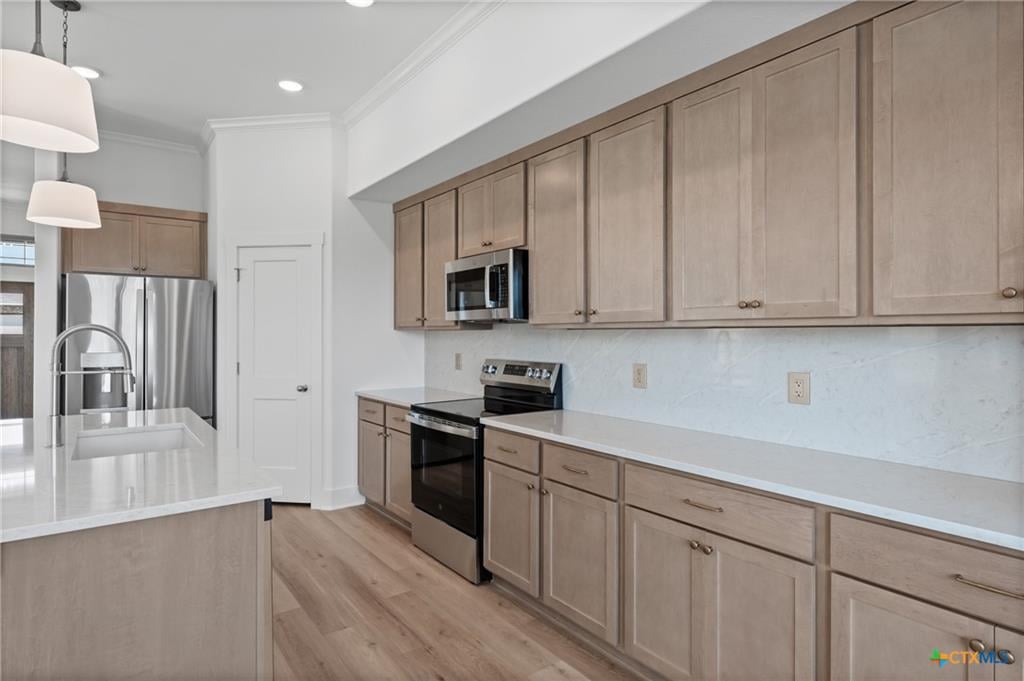 Modern kitchen interior in Hills of Westwood, Temple TX