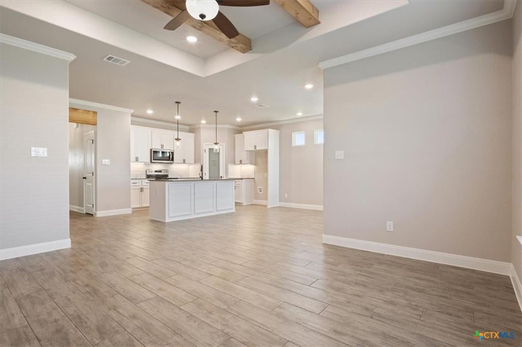Prairie Ridge semi-open floor plan — new construction home in Temple TX