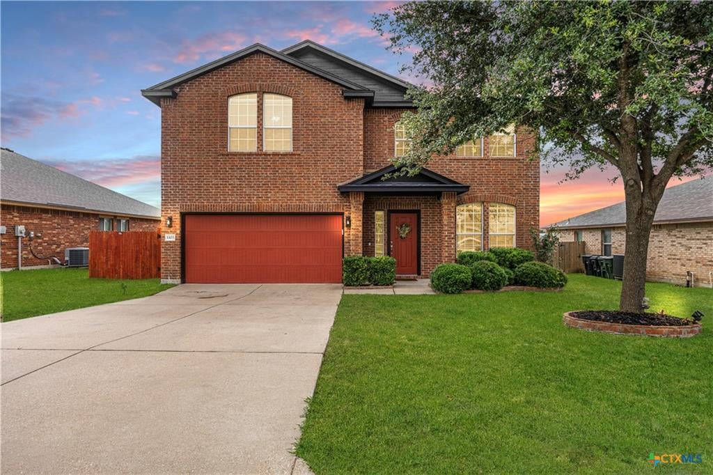Windmill Farms neighborhood in Belton TX at twilight