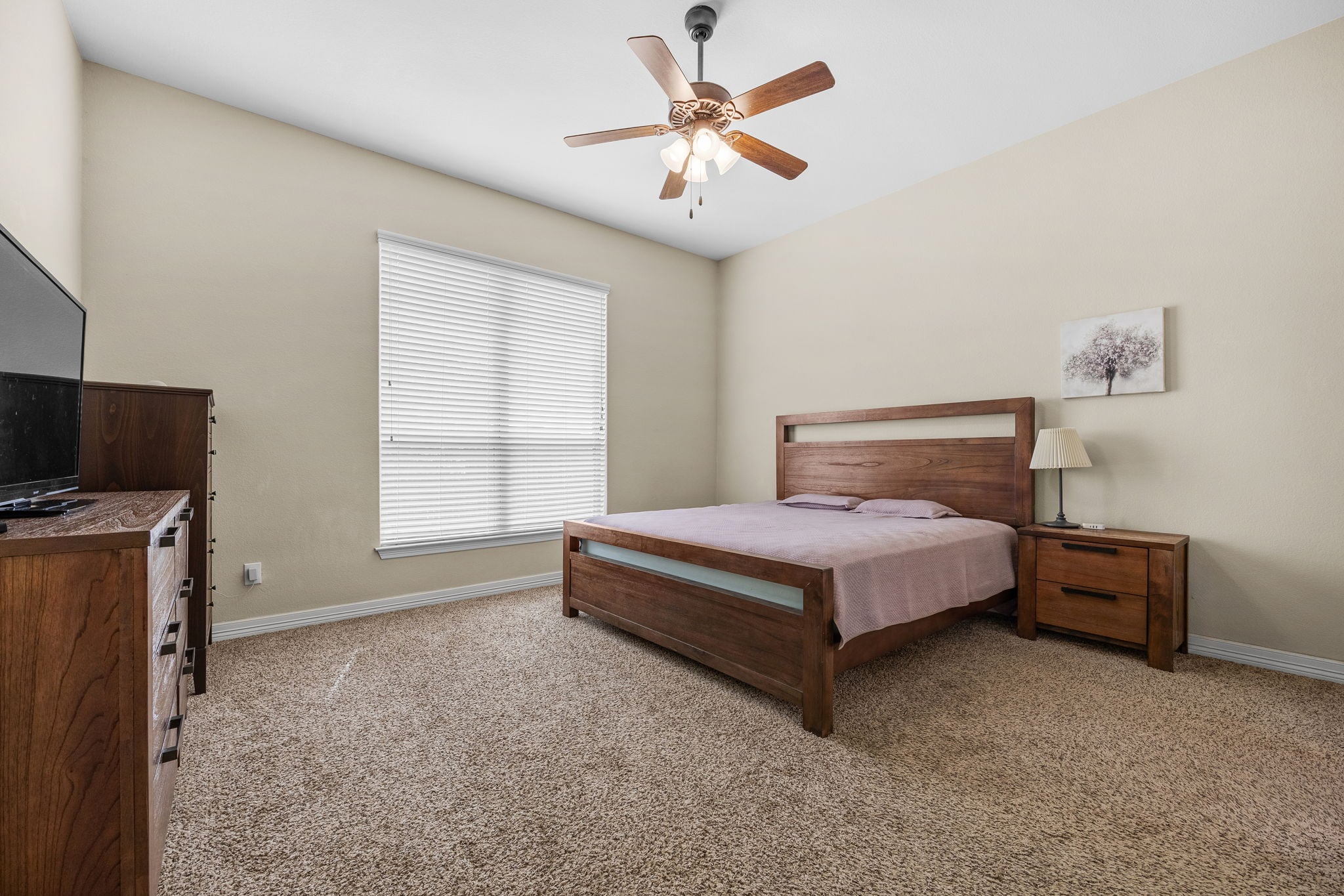 Primary bedroom at 109 Raven Dr