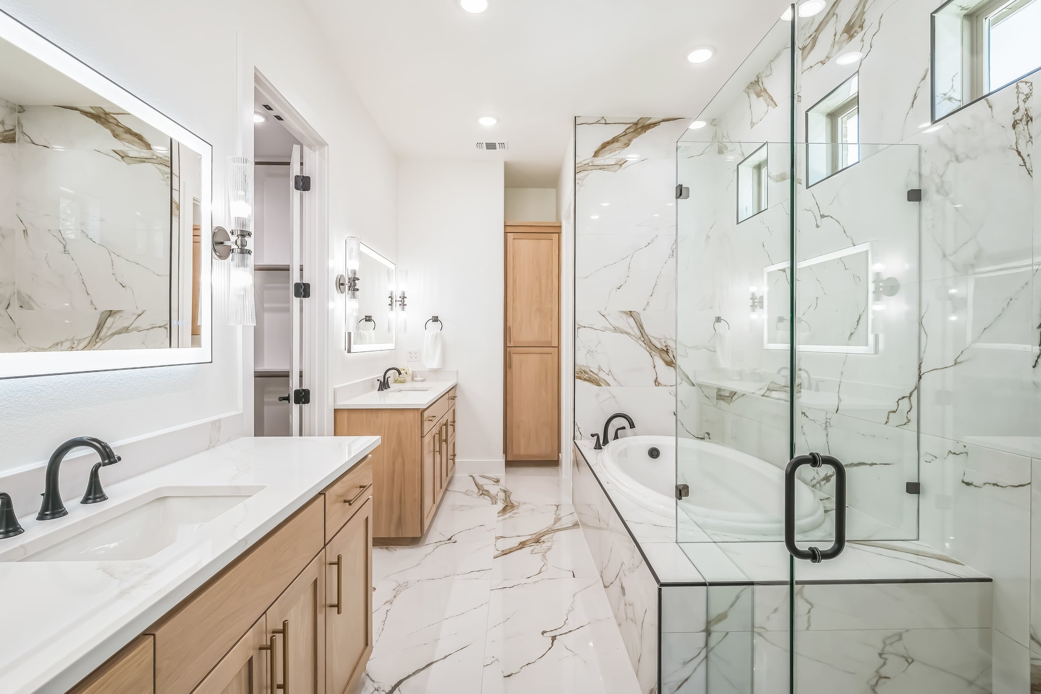 Carothers secondary bathroom finishes and tile work