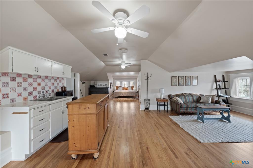 Third floor en suite bathroom in a historic Temple TX home