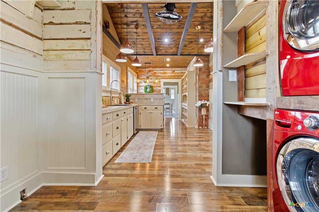 Remodeled kitchen in a North Central Temple Historic District home showing modern appliances with preserved architectural character