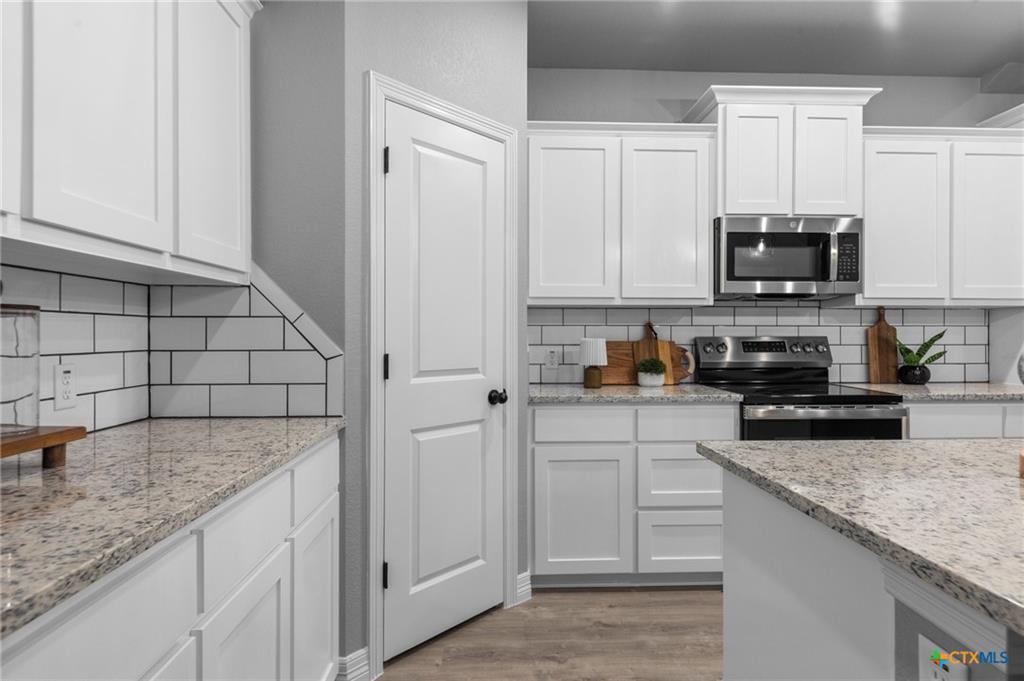 Atascosa Estates kitchen detail