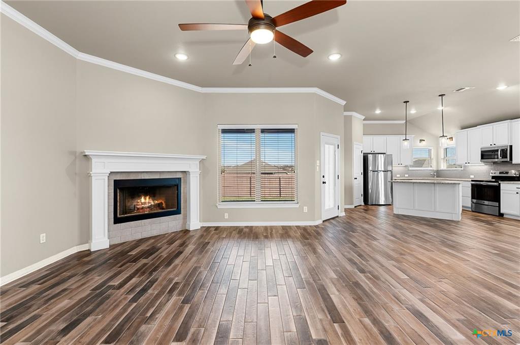 Open concept living in Carriage House Trails Temple TX