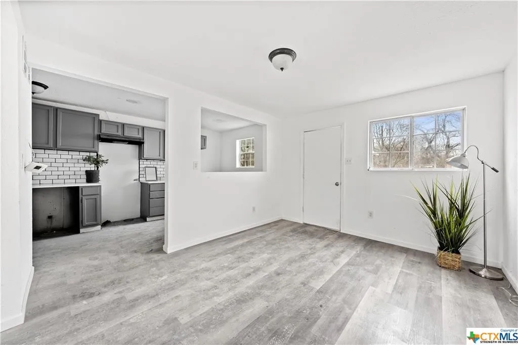 918 N 13th ADU living space