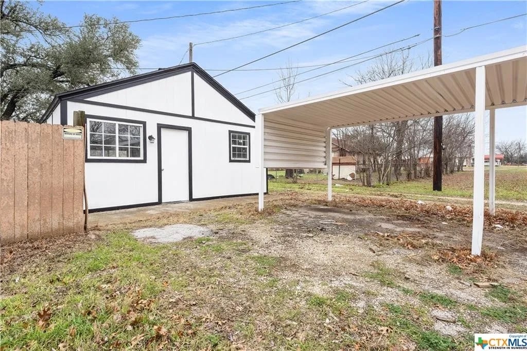 918 N 13th detached ADU exterior