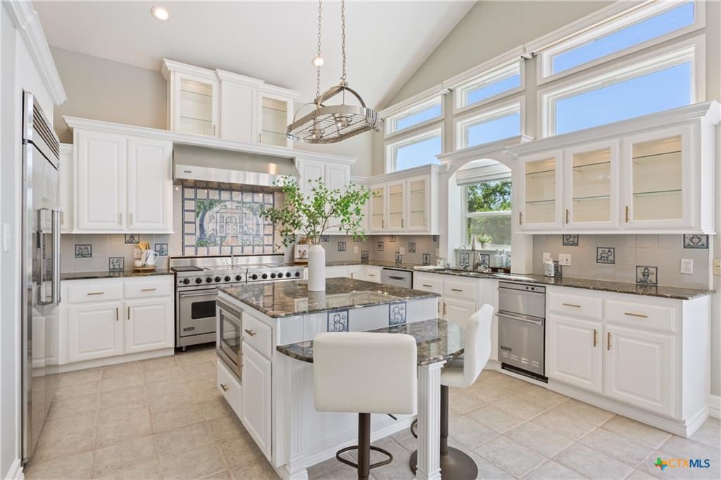 Luxury kitchen in Morgan's Point home