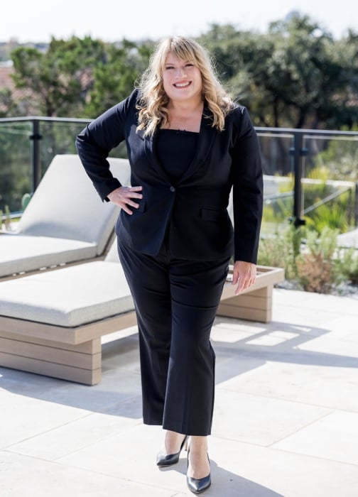 Erin Bessner vertical profile pic