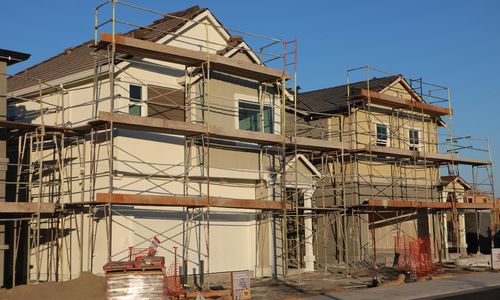 What Should You Know About Builder Contracts in Texas?